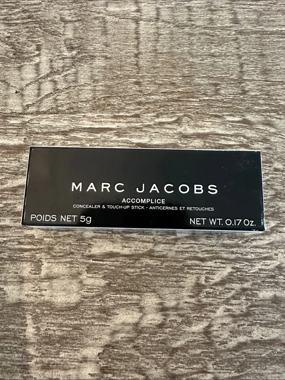 Marc Jacobs Accomplice Concealer & Touch-Up Stick Tan 49. NIB